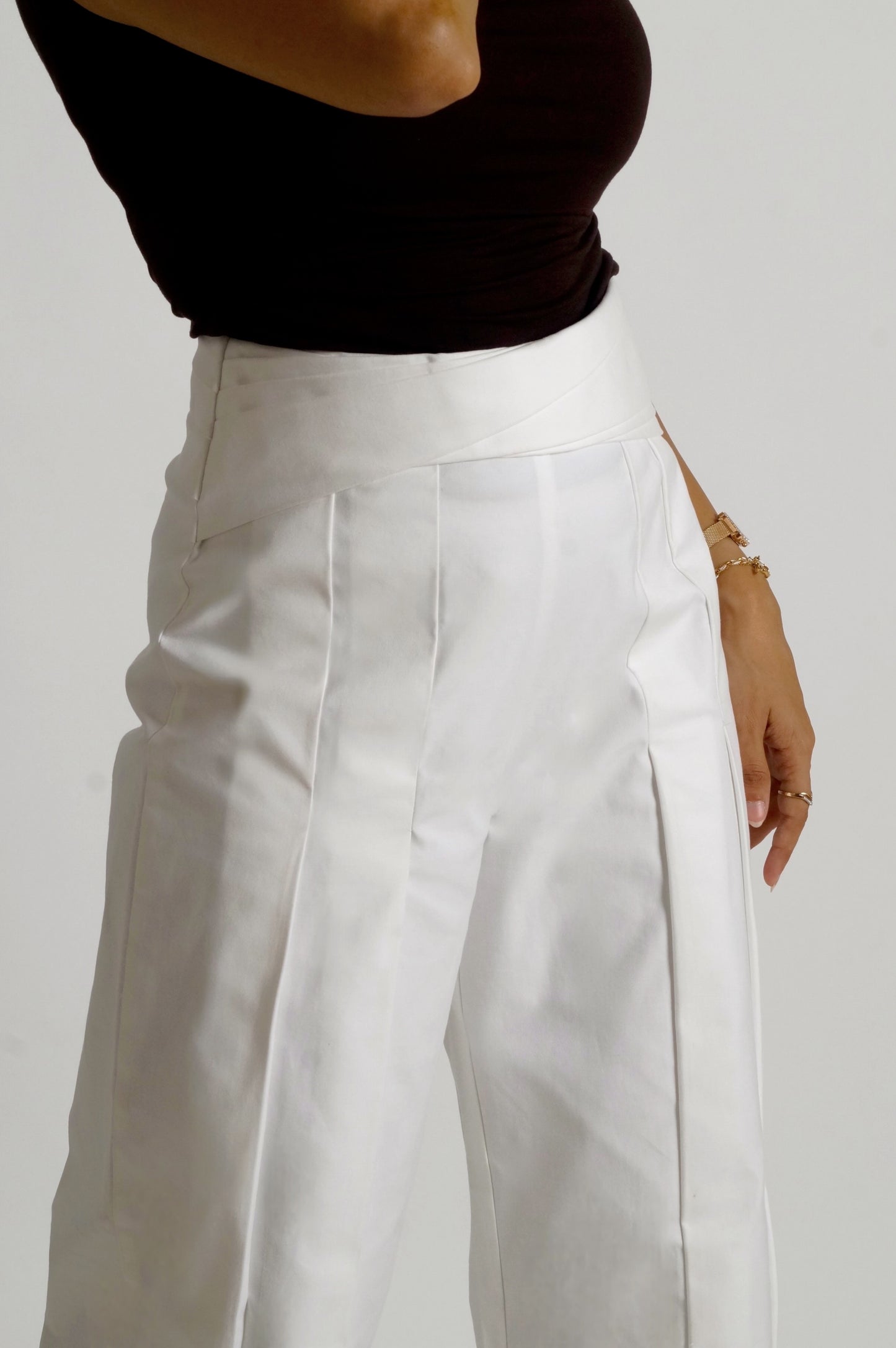 White Pleated Pants